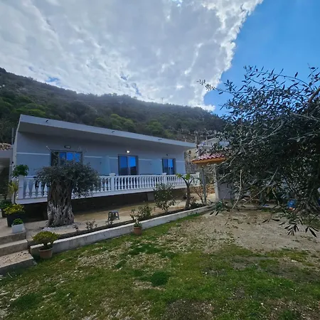 Amelia Room's Oda ve Kahvaltı *