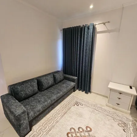 Amelia Room's * Qeparo