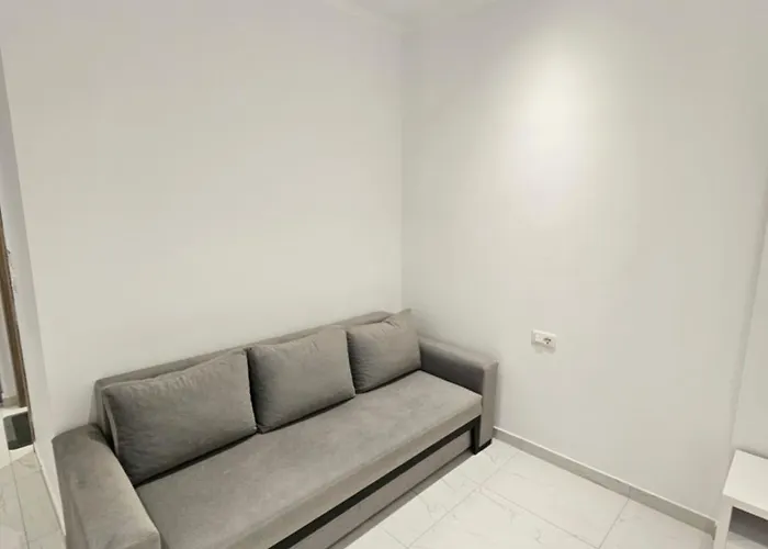Amelia Room's Couette-café